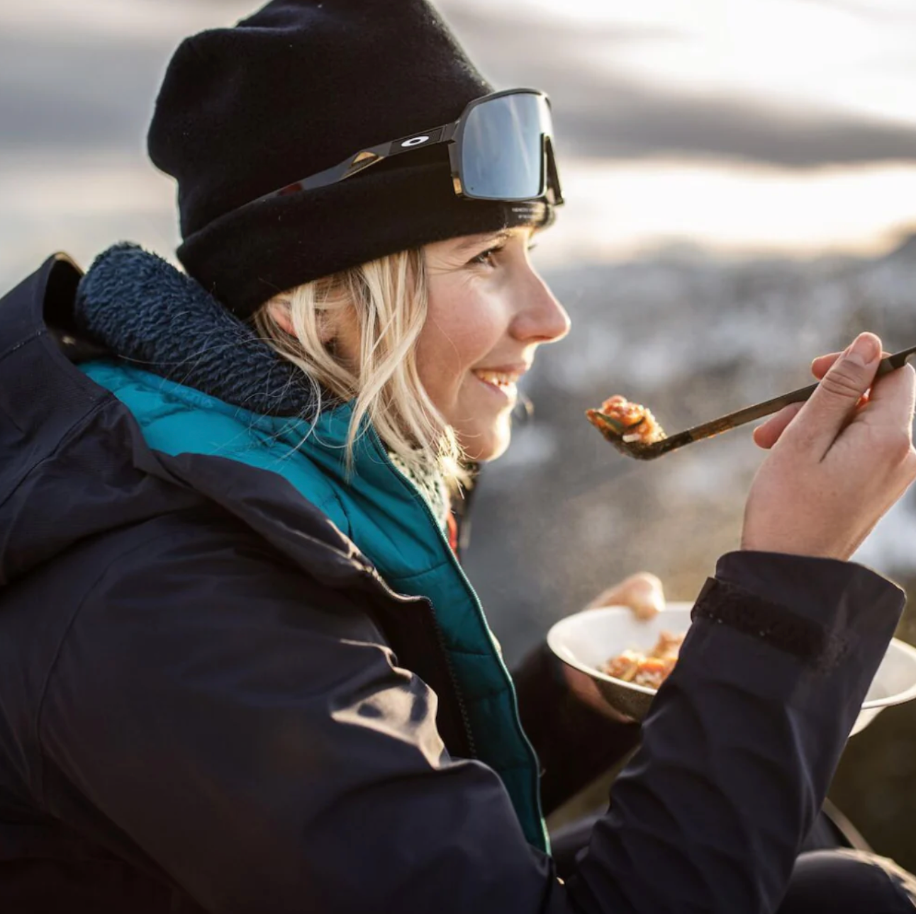 Top 10 Everyday Carry Essentials for Cold Weather