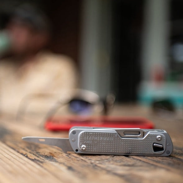 Leatherman | FREE™ T4 Multi-Tool