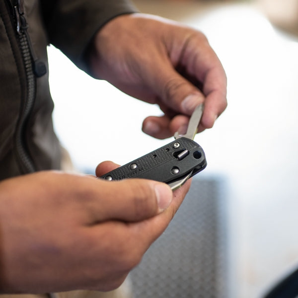 Leatherman | FREE™ K2 Pocket Knife