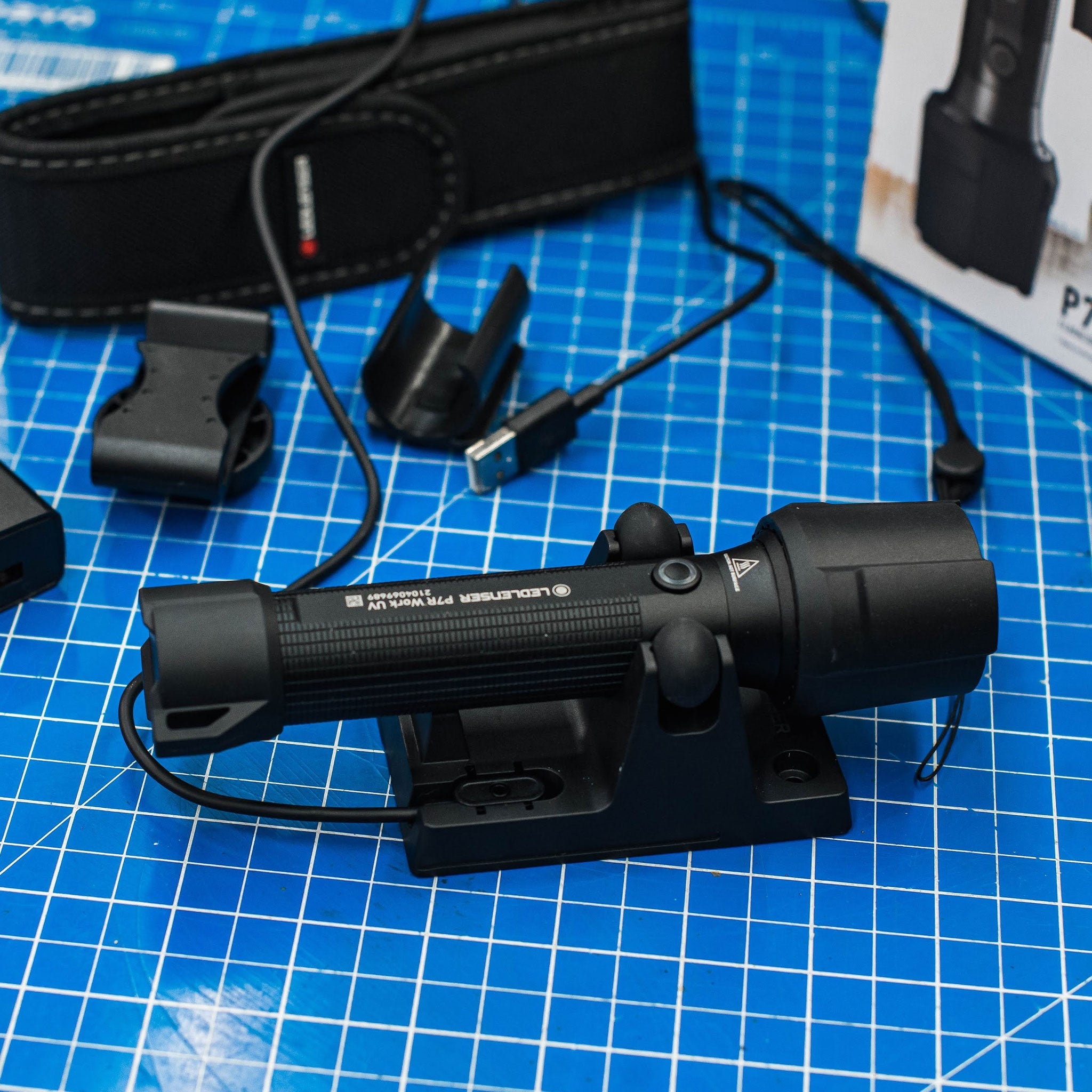 Ledlenser P7R Work UV Torch