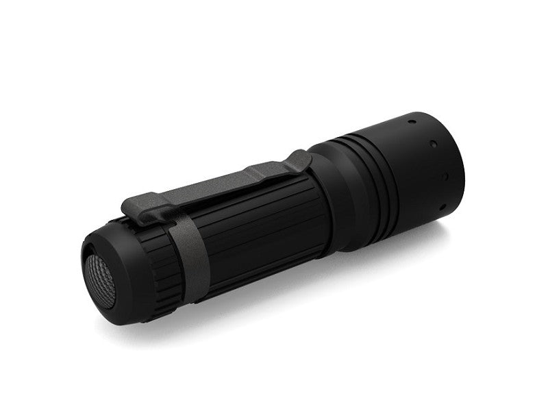 LED-Lenser-ST7-Led-Flashlight_Lightorati-India_2-800x600.jpg
