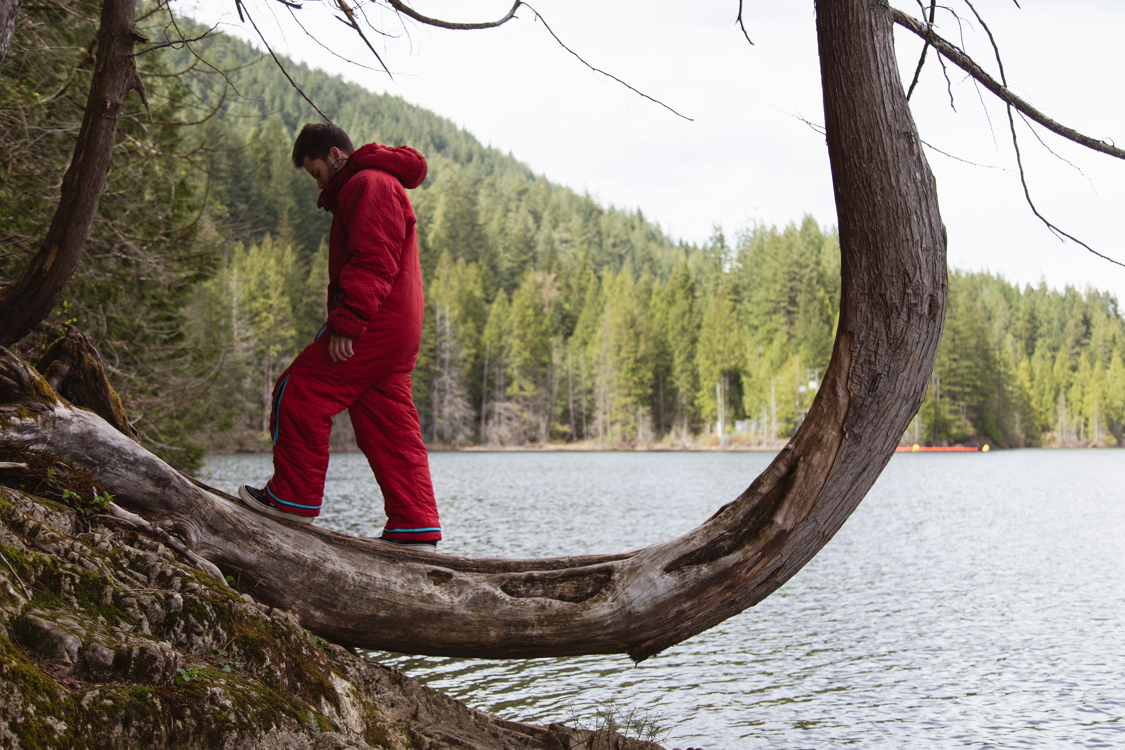 Never Couch Surf again with the latest wearable sleeping bag available in Australia