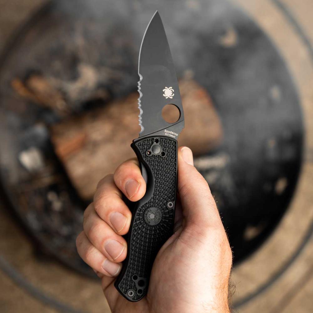 Spyderco | Tenacious Black Handle - Combo Black Blade