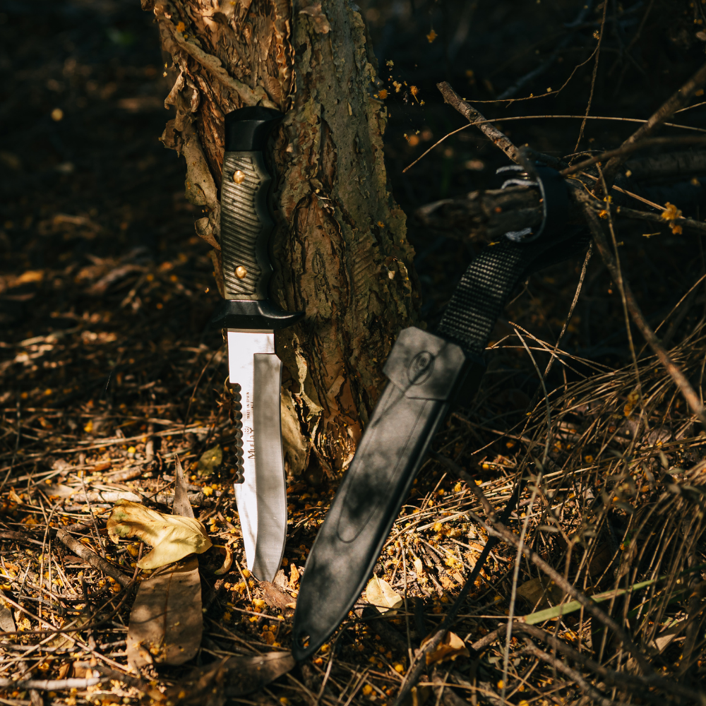 Muela | Military Knife - Green Handle