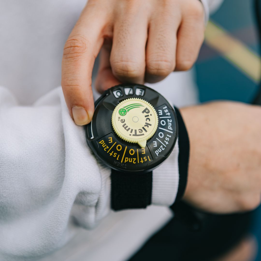 PTPSA-1PickleTimePickleballMechanicalScorekeeperWristband4.jpg