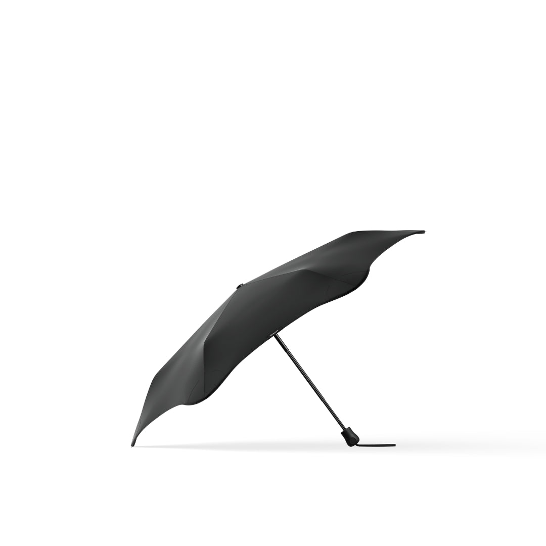 BLUNT Neo Umbrella in black